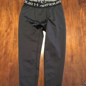 Boys Under Armour Coldgear thermal leggings